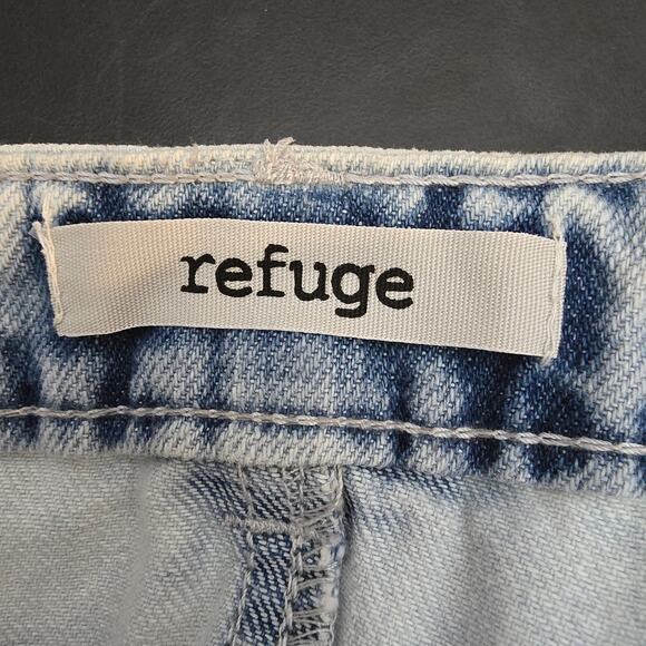 Refuge Distressed, Grunge, Thrashed Denim Stretch Skirt Women's Size Medium - Picture 5 of 6